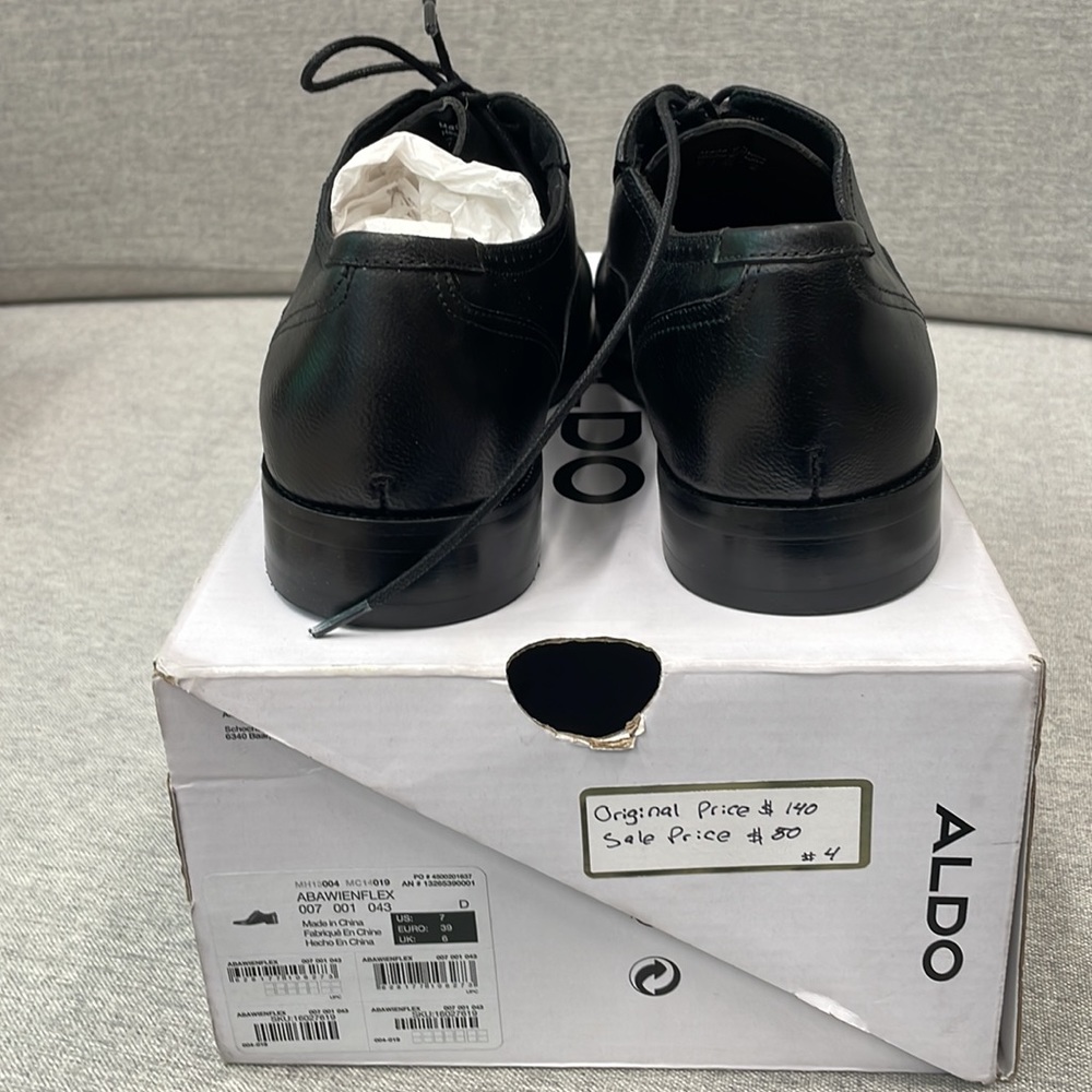 Also shoes - Picture 5 of 5